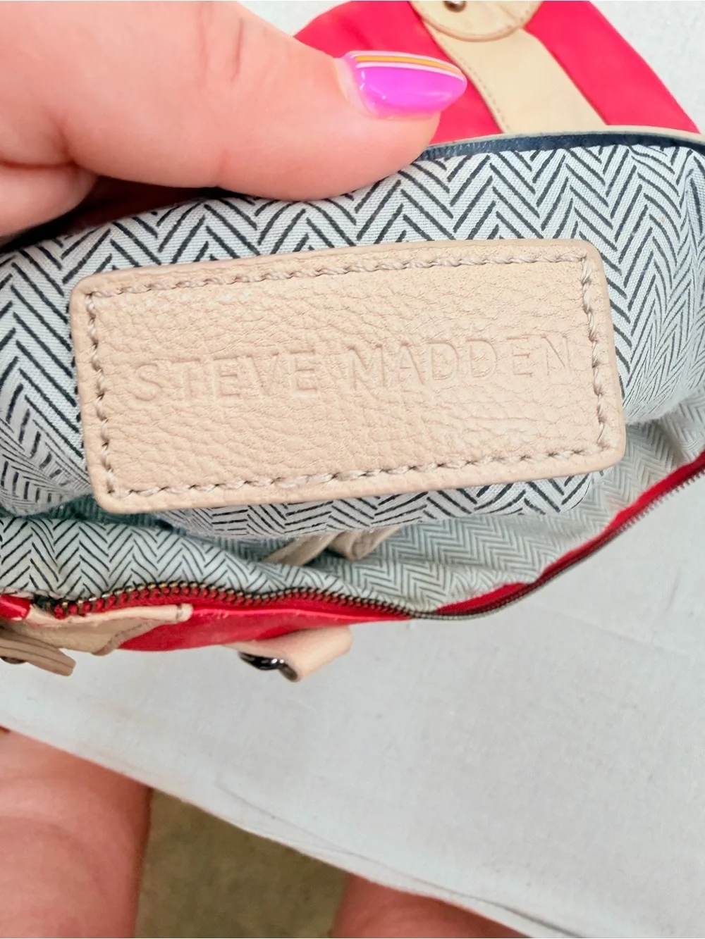 Steve Madden stylish red